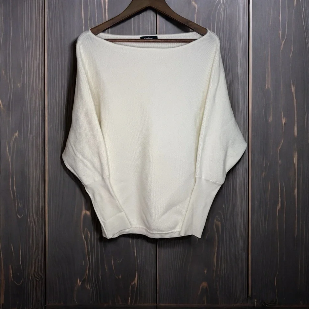 FASHION Elegant White Women's Wide Crew Neck Sweater - Picture 2 of 5